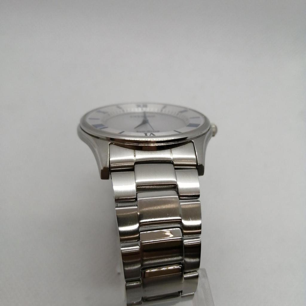 Б/у Солнечные часы CITIZEN E031-S103720