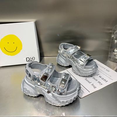 Женские летние сандалии с пайетками для улицы, новогодние, новые, со стразами, на толстой подошве, на платформе, с подошвой из дуриана, с открытым носком, крутые