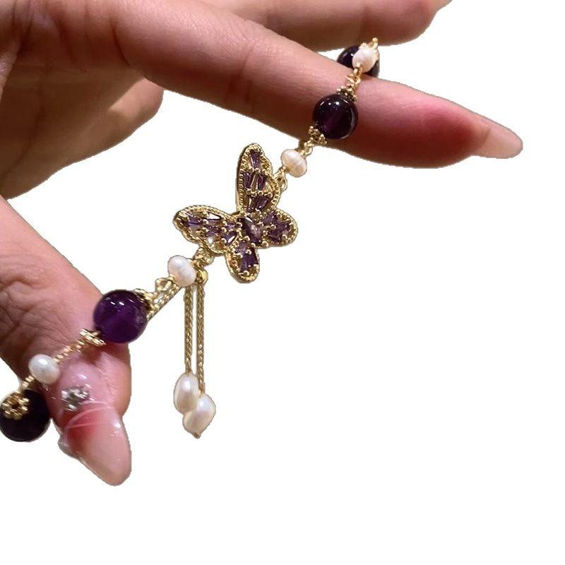 Модный браслет для женщин