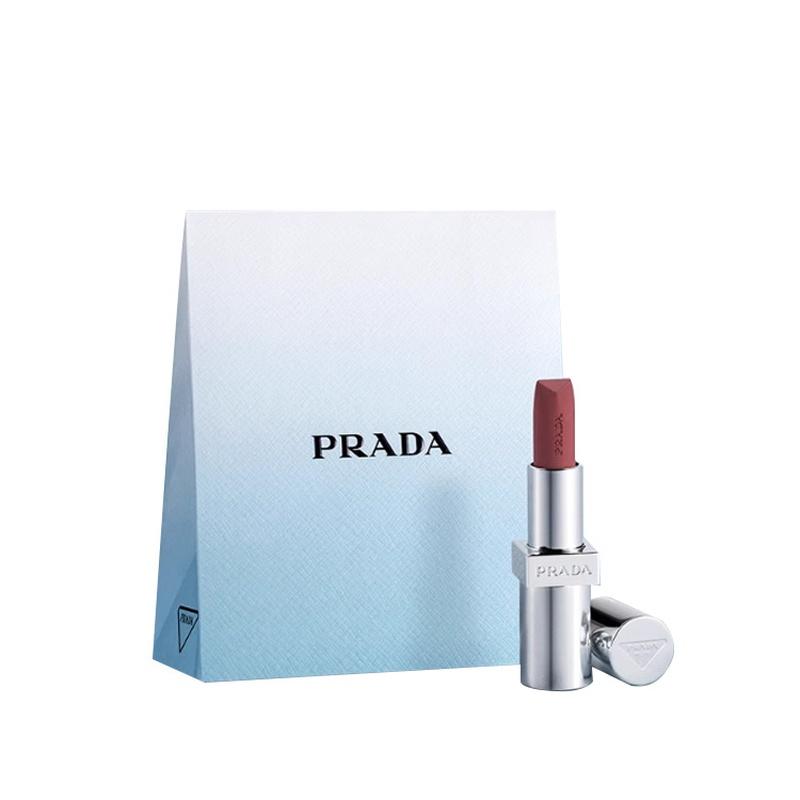 Prada Помада 2026 Новый год лимитированная подарочная упаковка высокоинтеллектуальная нюдово-коричневая тающий снег матовая помада #B101 простой нюдово-коричневый