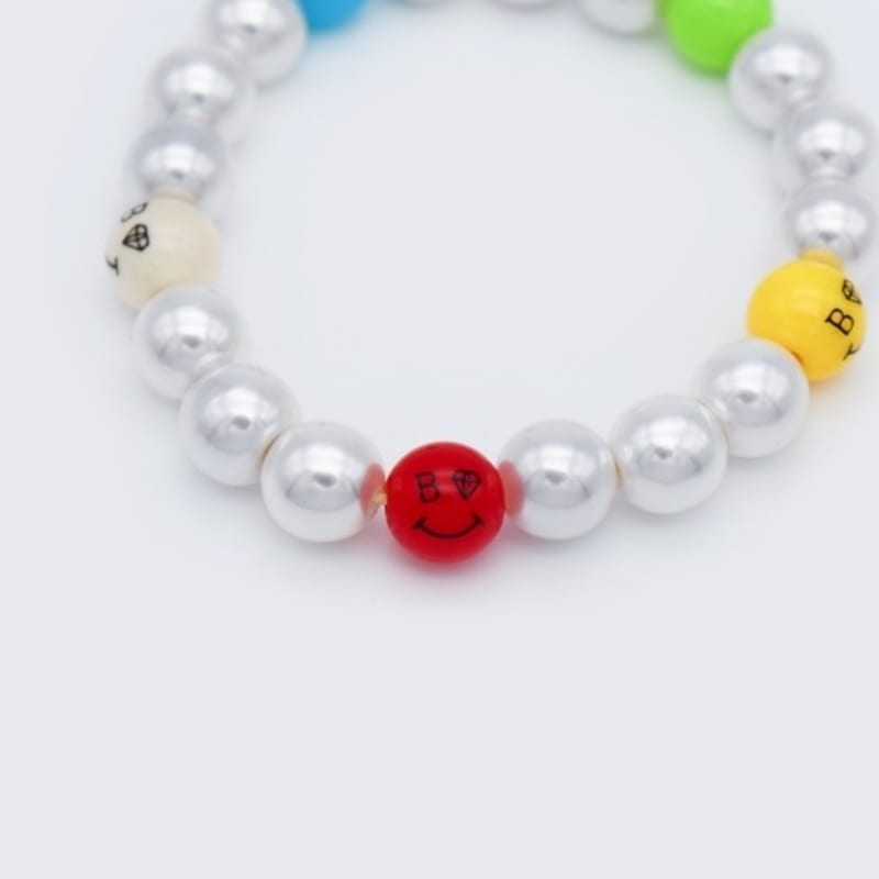BONBEAU Bold Pearl Kitsch Smile Ball Bracelet