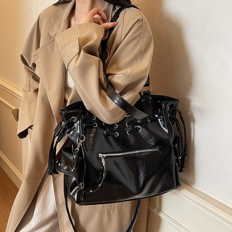 Трендовый рюкзак на шнурке, многокарманная кожаная сумка, стильная женская сумка через плечо