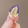 Брошь в виде фиолетового листа для женщин Высококлассная и изысканная брошь для костюма Модный и элегантный аксессуар для одежды