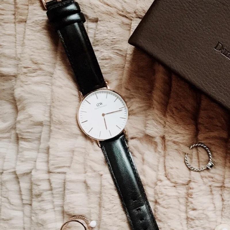 DANIEL WELLINGTON Европейские и американские часы Часы для девочек Кварцевый механизм Кожаный ремешок 36 мм Белый циферблат Женские часы Водонепроницаемость 30 м DW00100036