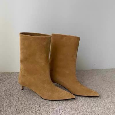 2025 осень и зима новая кожаная модель остроносые полусапожки женские ретро широкие сапоги универсальные ковбойские сапоги короткие сапоги женские