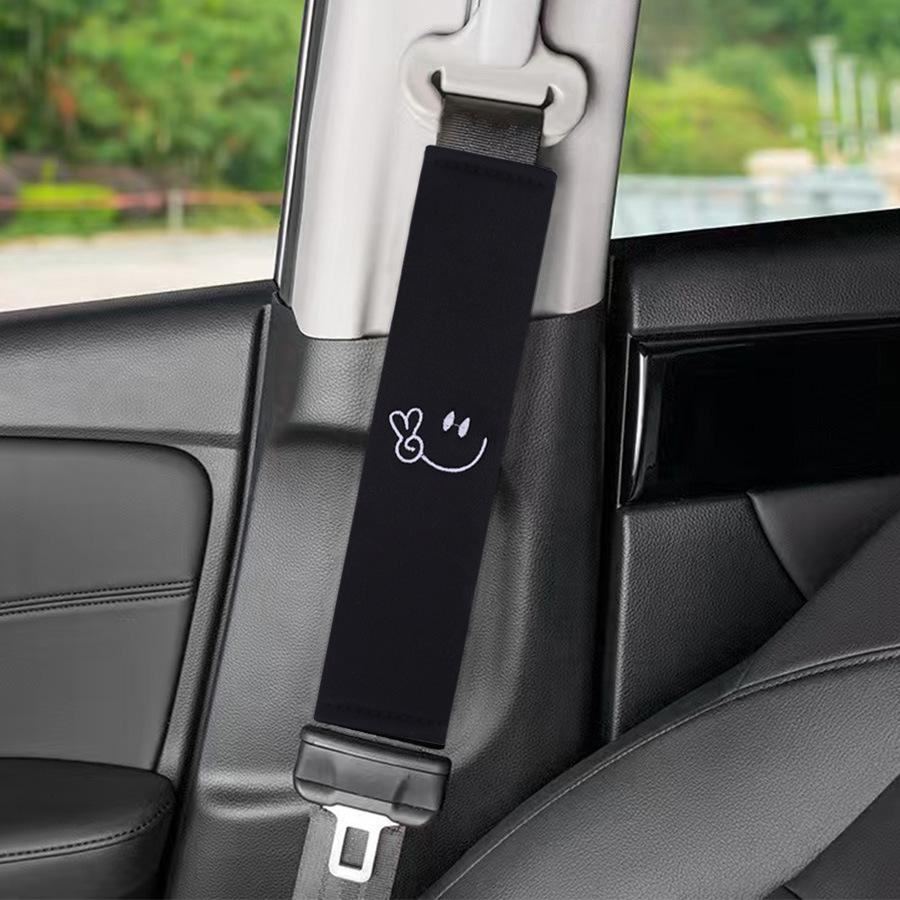 2PCS Car Supplies, Smiling Face, Seat Belt Cover, Safety Belt Shoulder Protector, Soft And Cute Car Interior Accessories