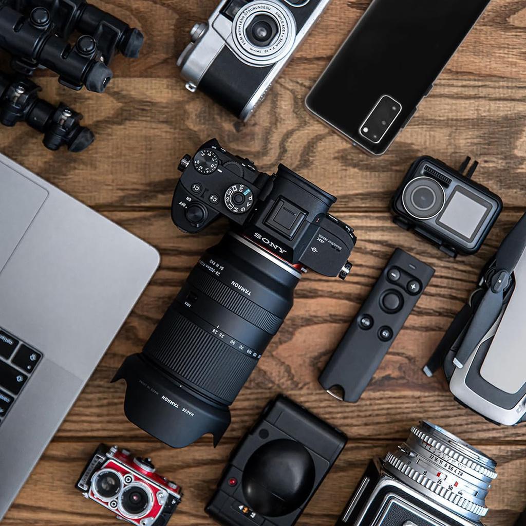 Tamron Di III RXD Lens for Sony Mirrorless or Model Black 28-200mm F/2.8-5.6 Full-Frame APS-C E-Mount, Number AFA071S700,