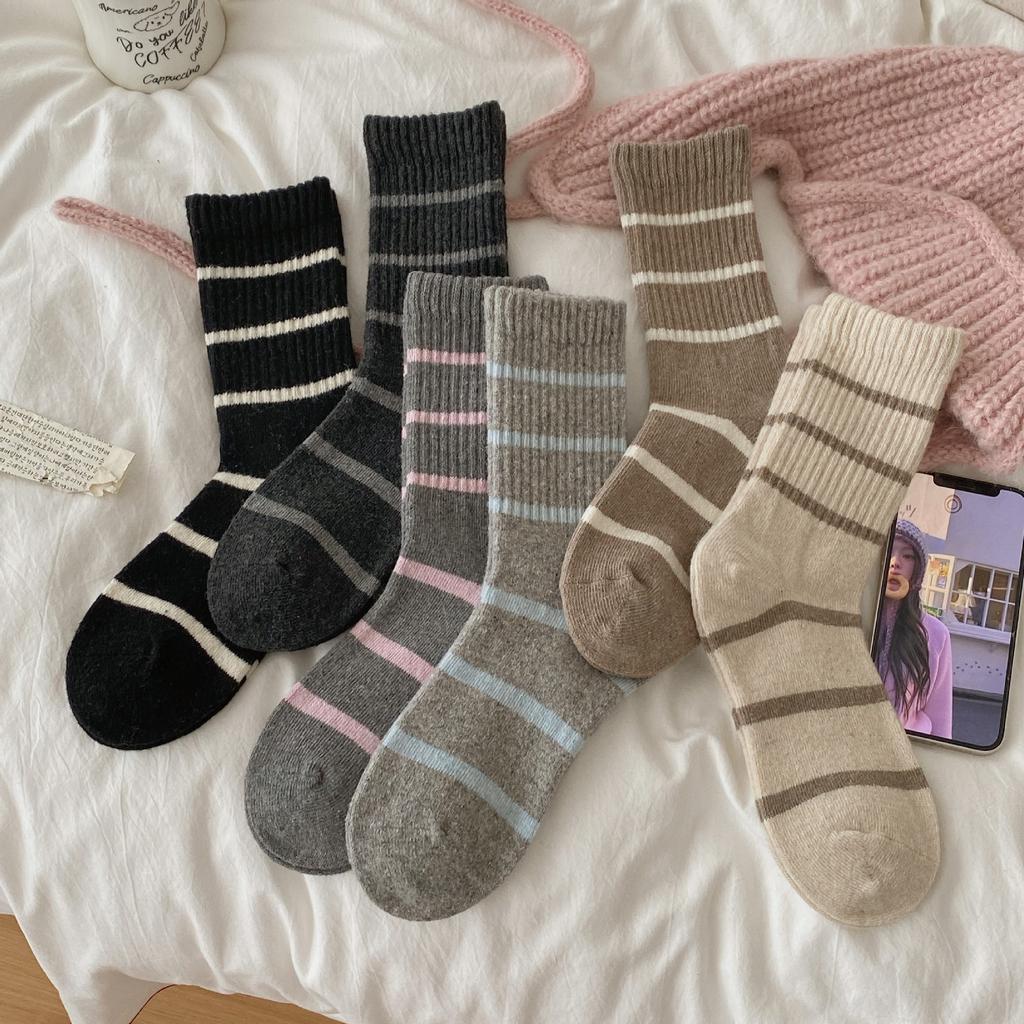 Ladies Autumn and Winter Thickened Warm Versatile Simple Contrast Color Striped Wool Tube Pile Socks