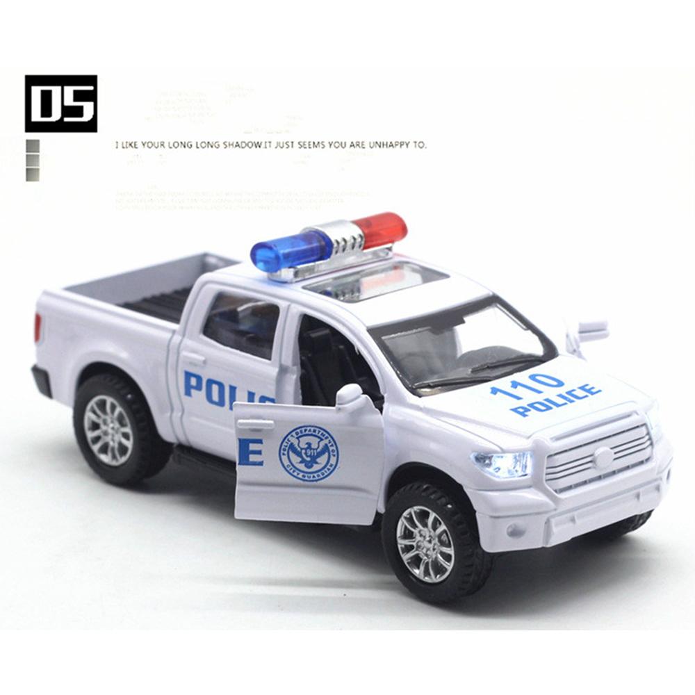 Мини-полицейская машина Ford в масштабе 1/32, Мини-полицейская машина Toyota, модель автомобиля с откатным механизмом Мини-полицейская машина, литая под давлением модель автомобиля, литая под давлением игрушечная машина