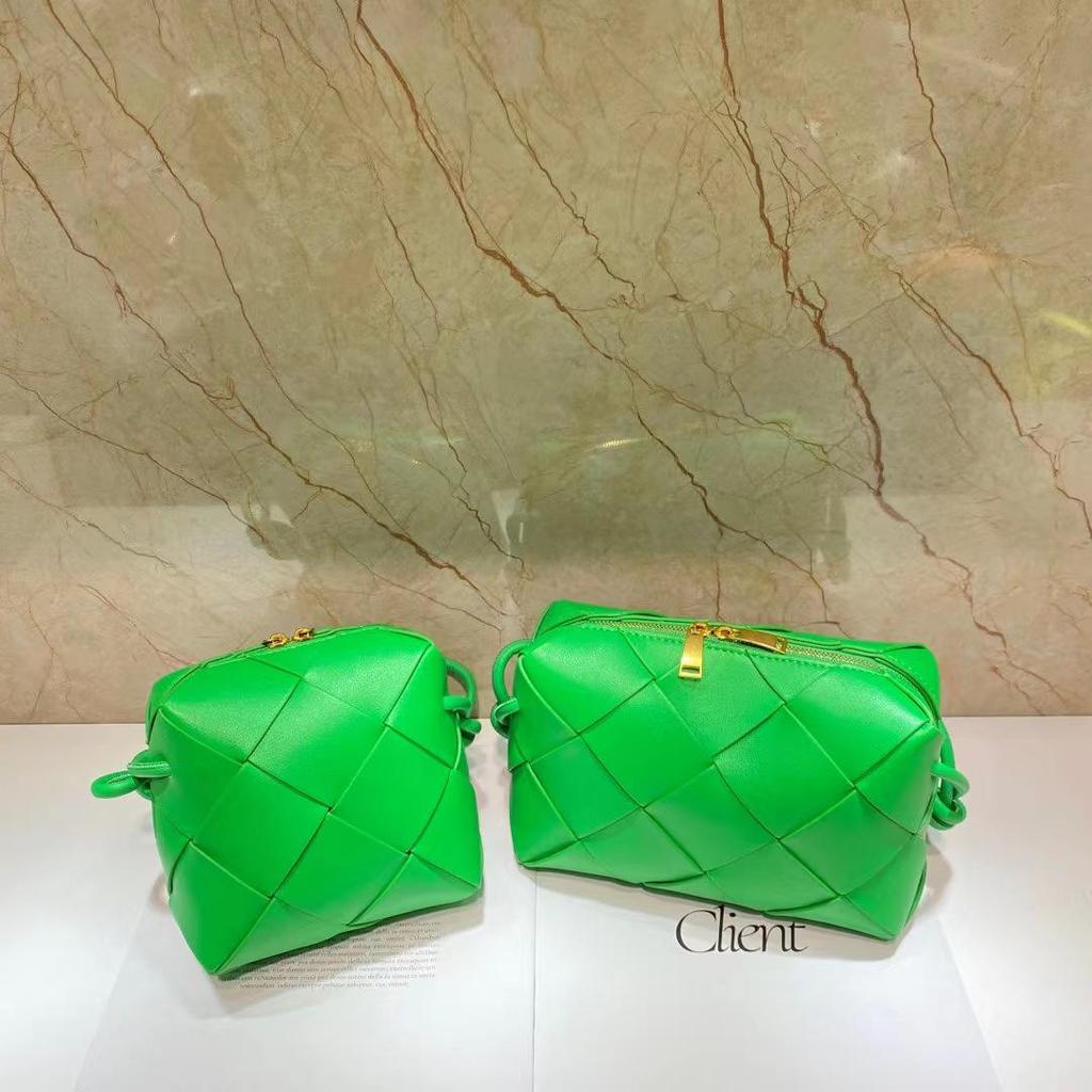 2024 Весна/Лето Женская мода из коровьей кожи, плетеная вручную, с узлом, сумка через плечо и через плечо