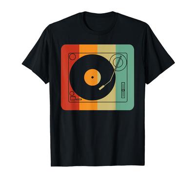 Футболка с изображением винтажного ретро-винилового проигрывателя