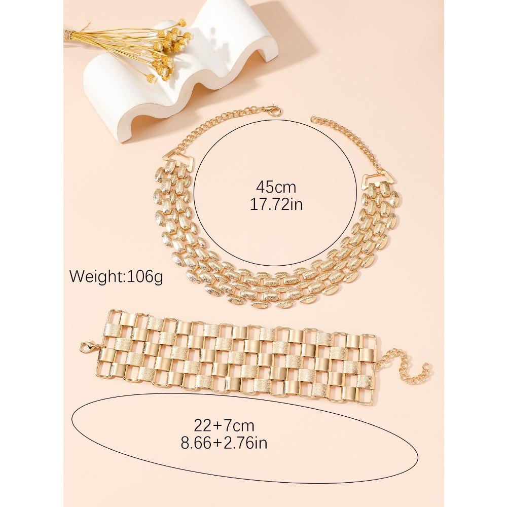 Комплект из крупных ажурных цепочек — смелое европейское ожерелье и браслет