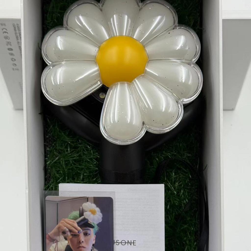 G-Dragon co-branded BIGBANGGD Bluetooth light stick light stick daisy flower pot lights up