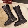 Кожаные женские высокие сапоги на платформе, массивные дизайнерские туфли на среднем каблуке с пряжкой, 2025, трендовая зимняя обувь до колена в готическом стиле, мотоциклетные ботинки Mujer
