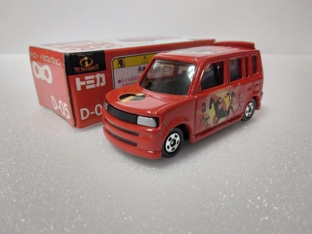 Tomica Toyota bB Incredibles Red Scale Diecast Mini Car 1/60