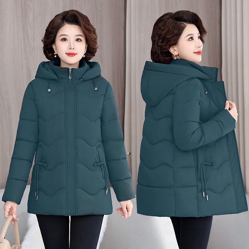 Зимняя стеганая куртка 2025 зима новая для женщин среднего и пожилого возраста осенне-зимняя хлопковая куртка короткая стеганая куртка больших размеров