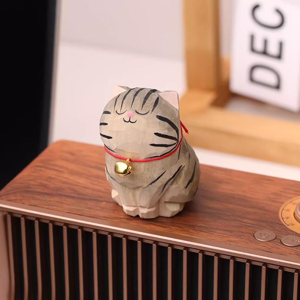 Милая фигурка кошки Животные Декоративное деревянное украшение Статуэтка котенка Трехцветная Кофе Дом Спальня Офис Настольное украшение Подарок Автомобиль