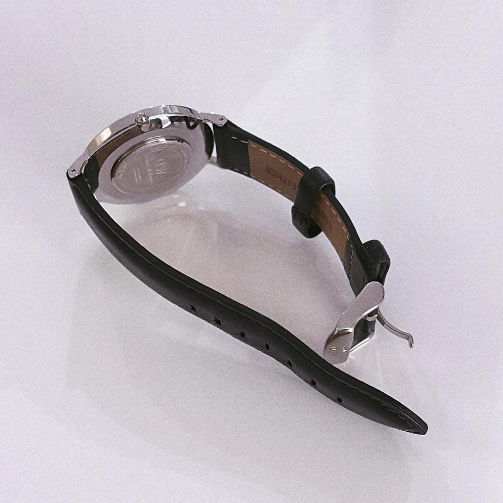 Подержанные часы Daniel Wellington Classic Sheffield