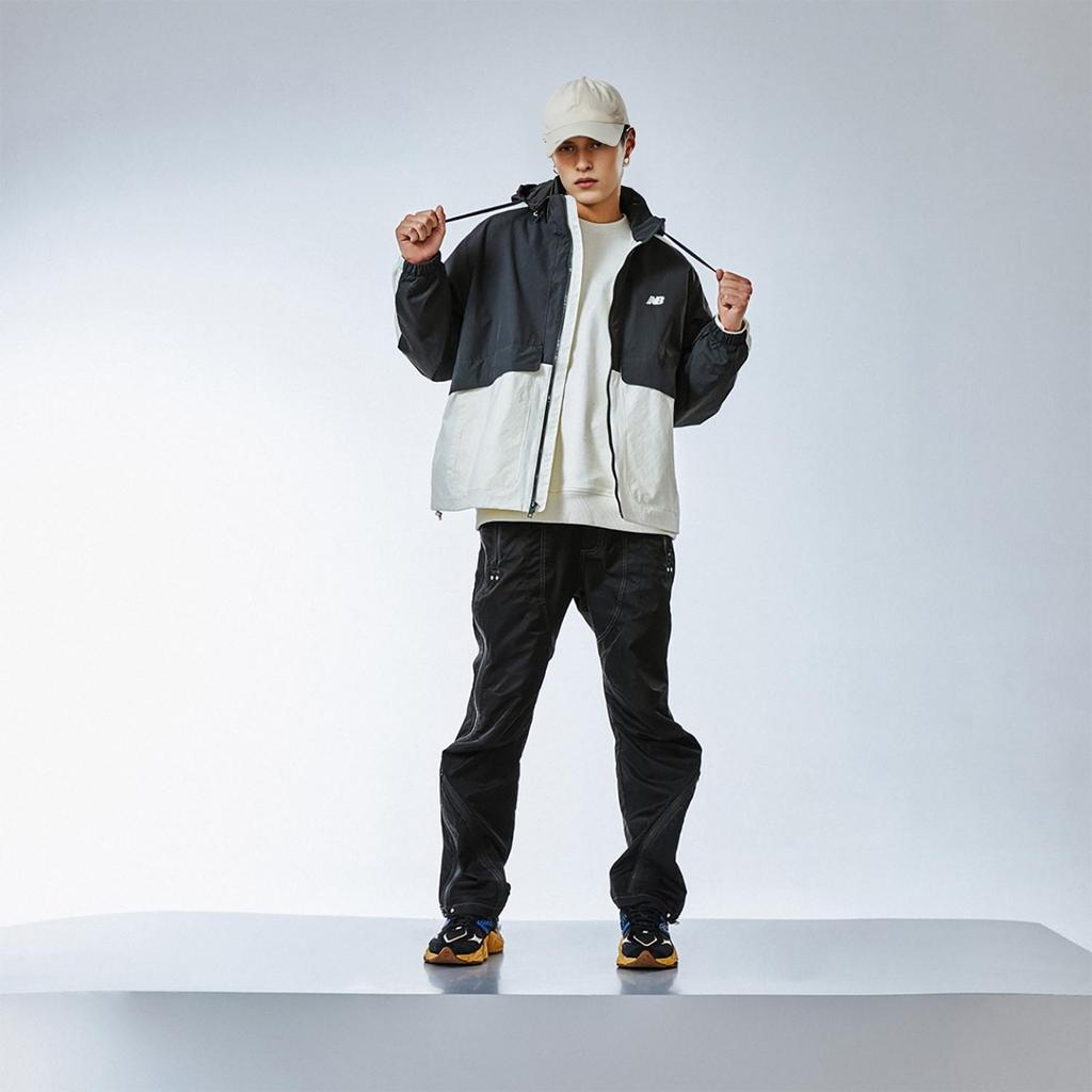 New Balance 9060 Black Royal Gum Unisex Sneakers U9060RE