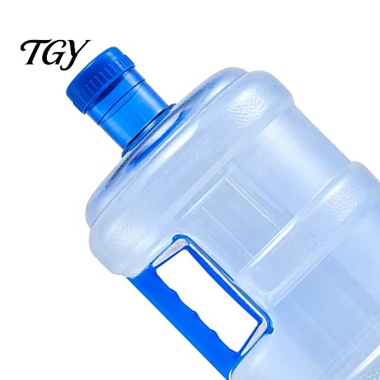 Large Capacity Water Bottle Reusable Jug with Easy Grip Handle, Clear PET Refillable Backpacking Bottle, Portable Storage Container for Home