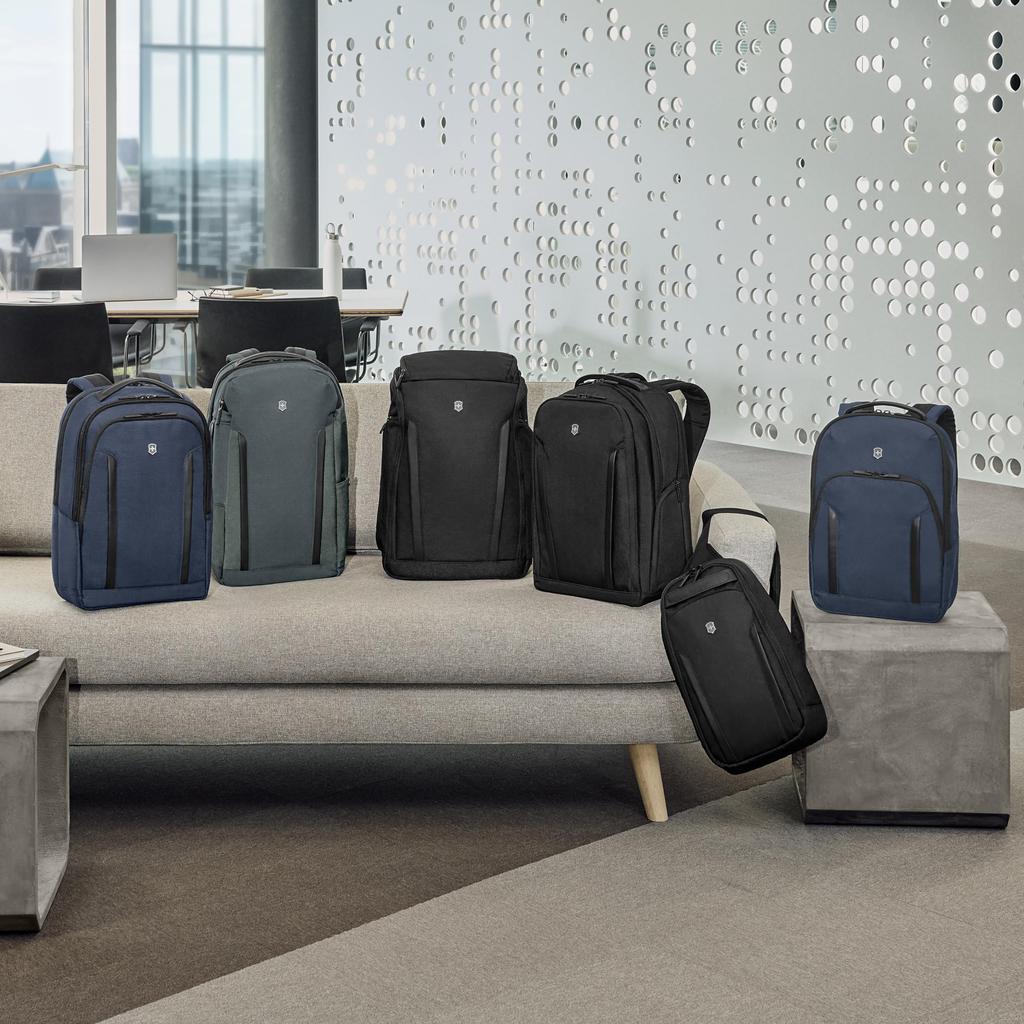 Victorinox Компактный рюкзак Altmont Professional для ноутбука со съемным и простым дизайном для бизнеса, включает специальное отделение для 16L, Черный
