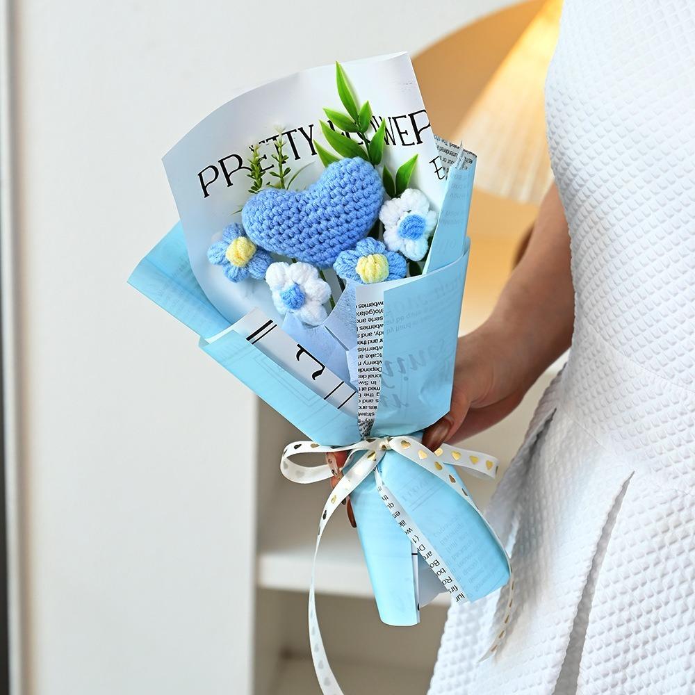 Knited Heart Artificial Flower Crochet Bouquet Valentine's Day Wedding Guest Gift Eternal Flowers Home Decoration