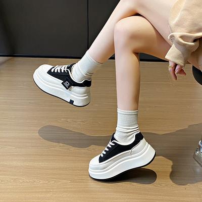 Весенние маленькие белые туфли новые женские студенческие туфли на платформе, увеличивающие рост, спортивные кеды, повседневные