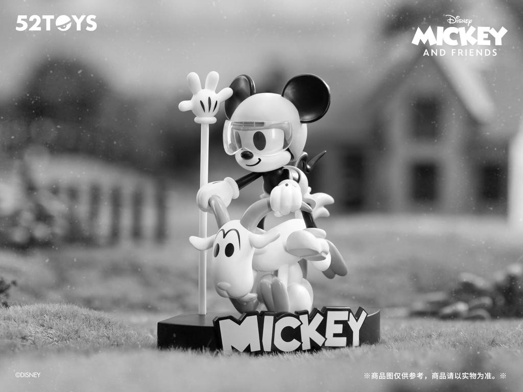 52TOYS BLINDBOX Disney Mickey Friends Carousel Box & 4-Piece
