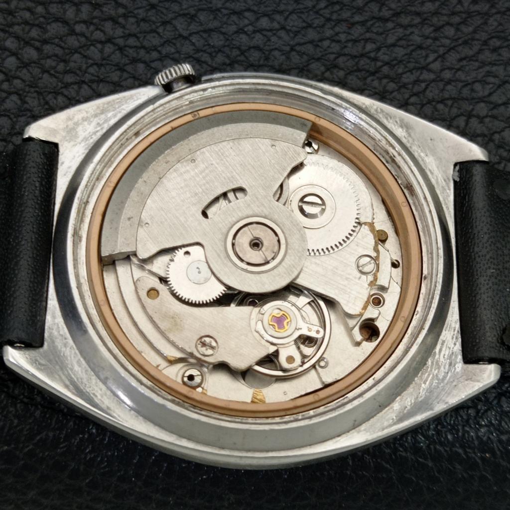 ЯПОНСКИЕ ВИНТАЖНЫЕ АВТОМАТИЧЕСКИЕ МУЖСКИЕ ЧАСЫ SEIKO 5 БЕЛОГО ЦВЕТА a706828-1