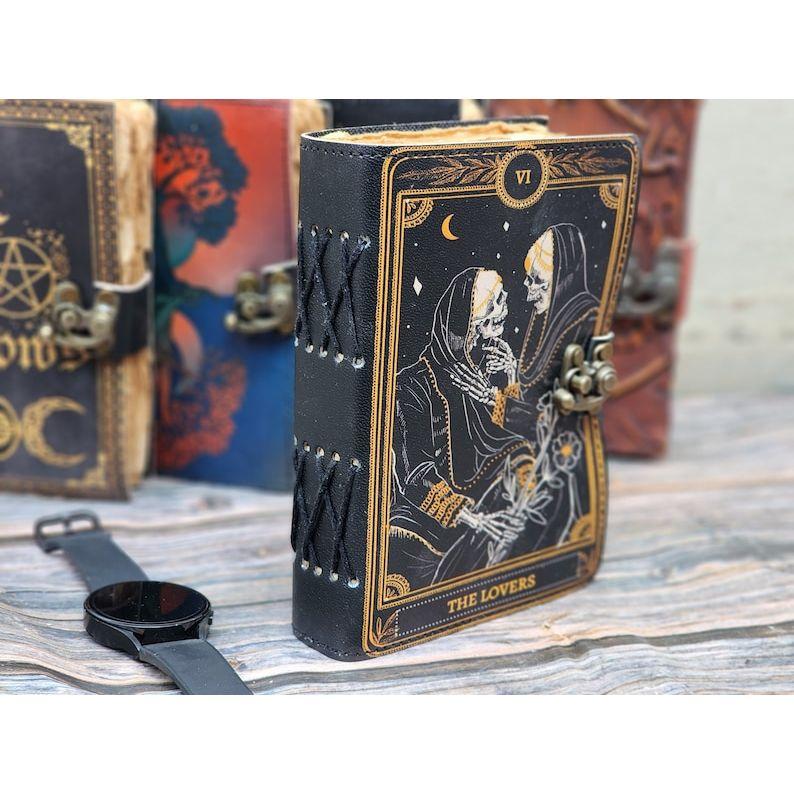 Журнал Гримуара - Журнал с кожаной печатью - Пустая книга заклинаний теней, виккан, книга подарков влюбленных, подарок для него и для нее