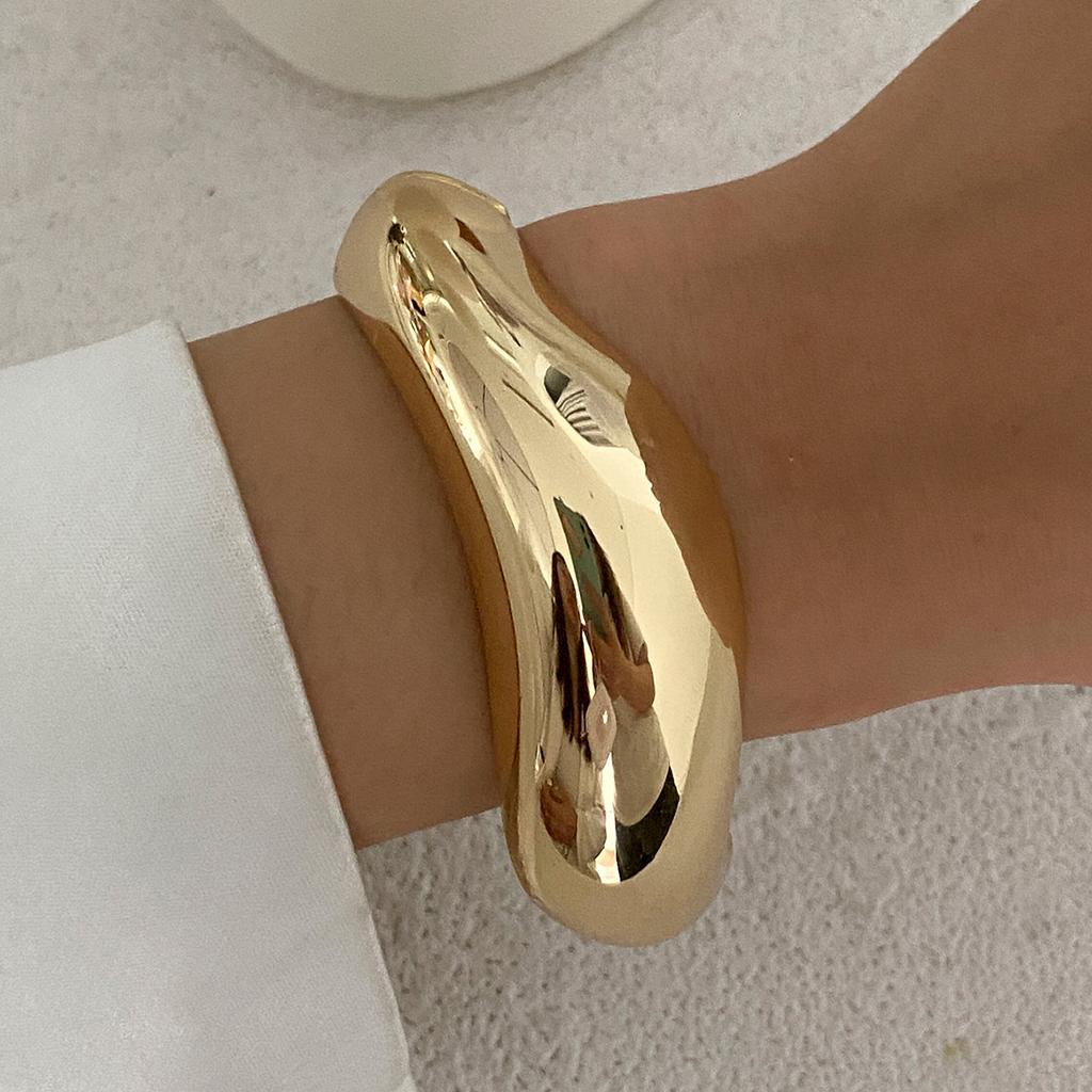 SHIXIN Fashion Thick Resin Acrylic Wide Bangles Bracelets for Women Vintage Irregular Geometric Charm Big Bangles Jewelry Gifts