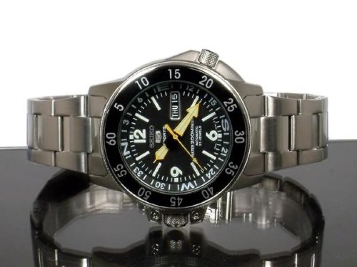 Seiko SKZ211K1 Automatic Map Meter Watch Men's (5) [Imported]