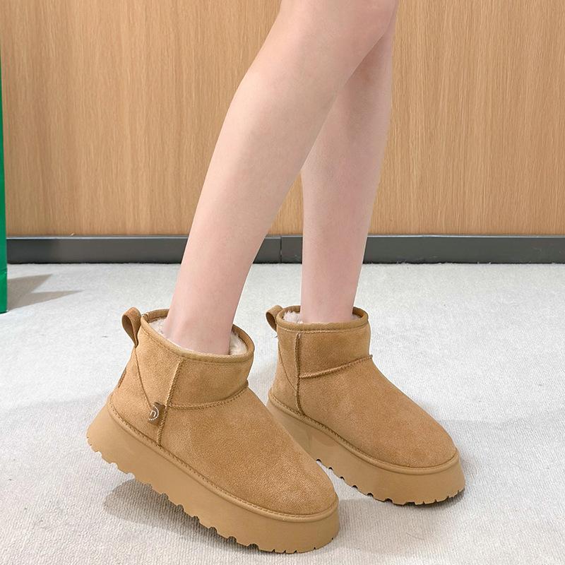 Осень и зима большой размер новые толстоподошвенные увеличивающие рост сноубутсы женские пушистые сноубутсы замшевые нескользящие хлопковые туфли