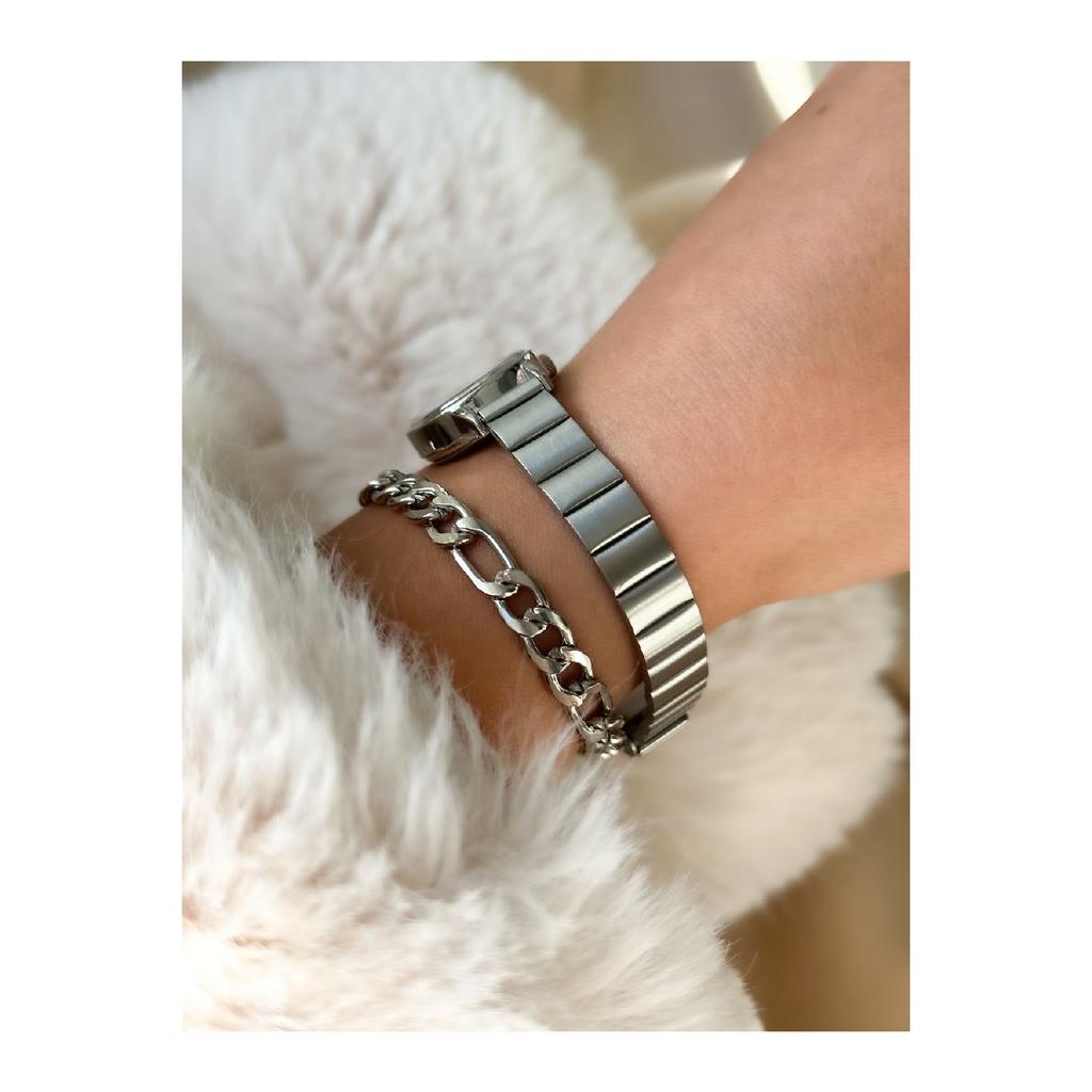 Brand Retro Model, Minimal Oval Case, Silver Color Bracelet, Roman Numeral Women's Watch Bracelet