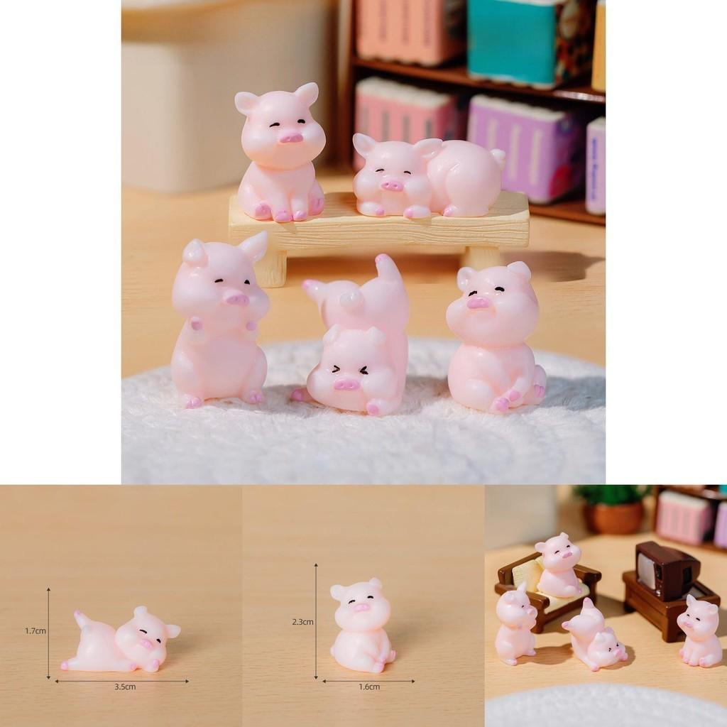Adorable Miniature Cartoon Pig Figurines Resin Desktop Car Decoration Ornament