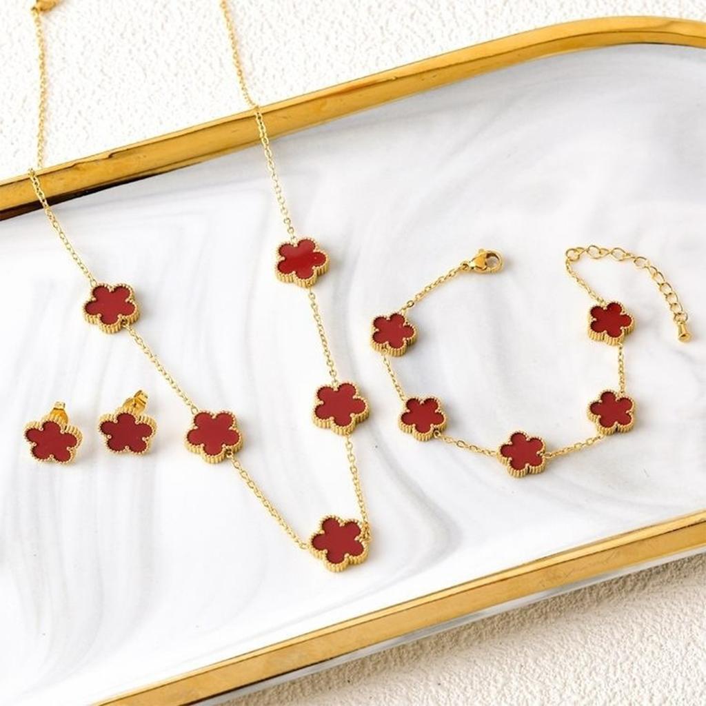 Hot Sale 3Pcs Stainless Steel 18k Gold-Plated Five-Leaf Flower Necklace Earrings Bracelet Zircon Set For Woman Zircon Clover