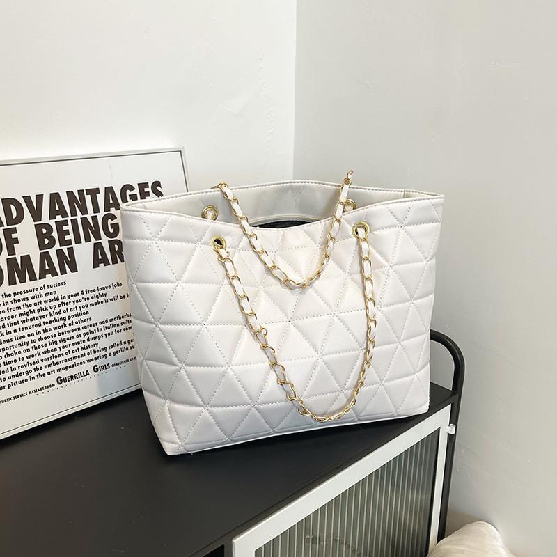Urban Chic Large Capacity Summer Tote Bag For Women Stylish 2022 New Pu Shoulder Bag