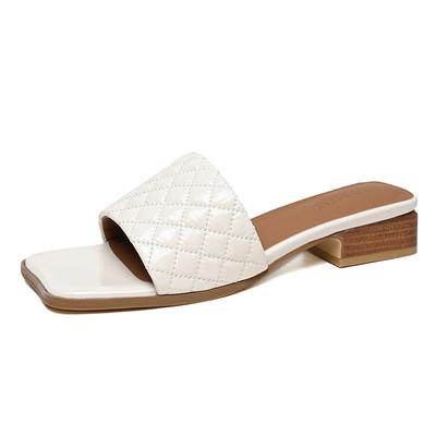 Туфли-шлепанцы с квадратным носком на толстом каблуке для улицы лето 2025 новые кожаные прохладные шлепанцы женские на плоском каблуке с закрытым носком сандалии