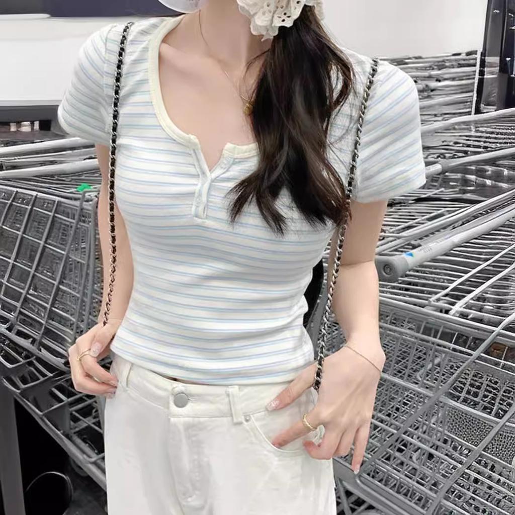 Striped Clavicle-exposed Short-sleeved T-shirt for Women's Summer Contrasting Base Shirt Sweet Hot Girl Short Sweater Top
