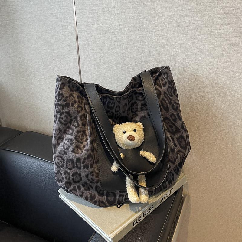 Винтажная леопардовая сумка-тоут большой емкости с принтом медведя через плечо для женщин