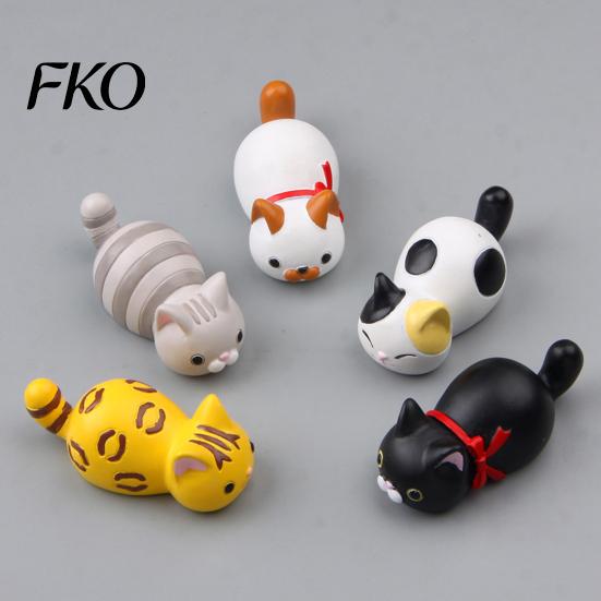 Non-slip Whiteboard Magnets 3D Lying Cat Refrigerator Magnet, Cartoon Kitten Resin Fridge Animal Easy Clean Magnetic Decor for Cabinet Locker,