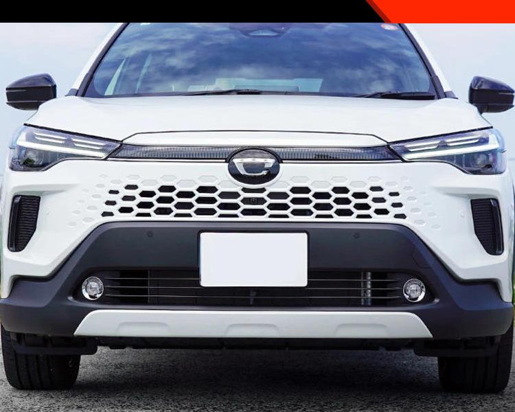 Декоративная накладка на противотуманную фару Toyota Corolla Cross (Модели 2025-2026)