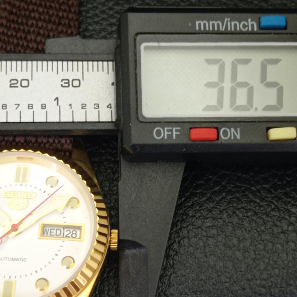 ВОССТАНОВЛЕННЫЕ ВИНТАЖНЫЕ МУЖСКИЕ ЧАСЫ SEIKO 5 AUTOMATIC JAPAN С БЕЛЫМ ЦИФЕРБЛАТОМ a434400-2
