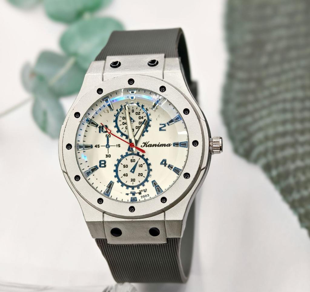 New Fashion Luxury Man High Quality Silicone Watch Men Business Quartz Watches Students Sports Wrist Watches Gifts Reloj Hombre