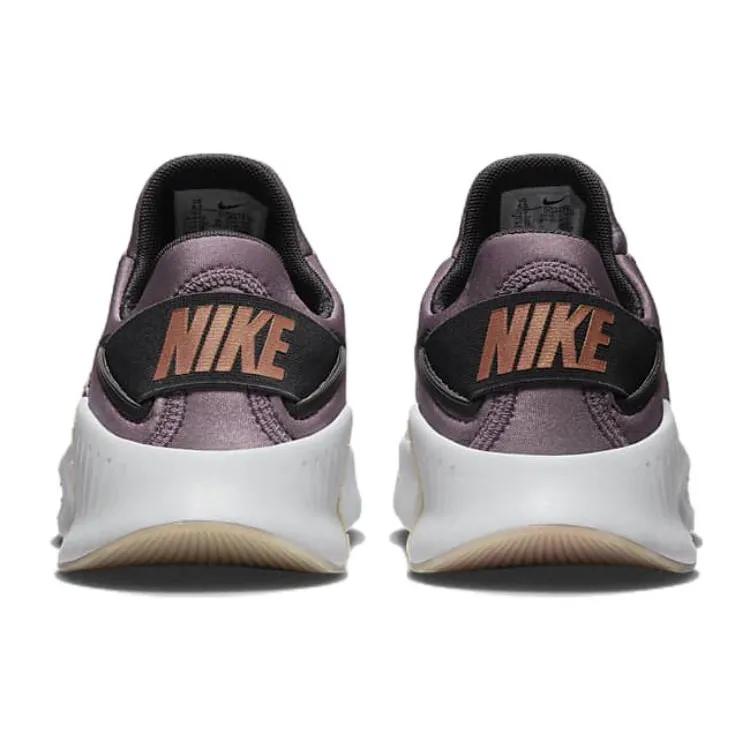 Nike Женские Free Metcon 4 Premium 'Purple Smoke' (женские размеры) Тренировочные кроссовки Пурпурный дым / Темно-дымчато-серый / Металлический золотой / Металлический медный