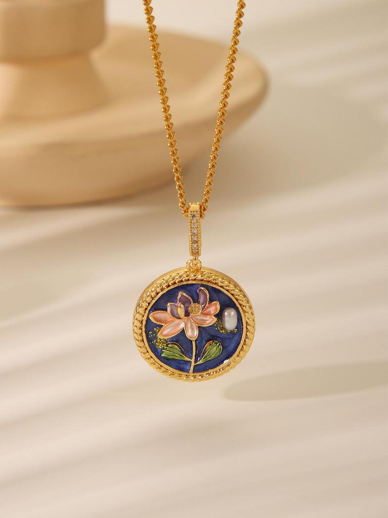Women's Freshwater Pearl Garden Flower Necklace - Light Luxury Mori Style