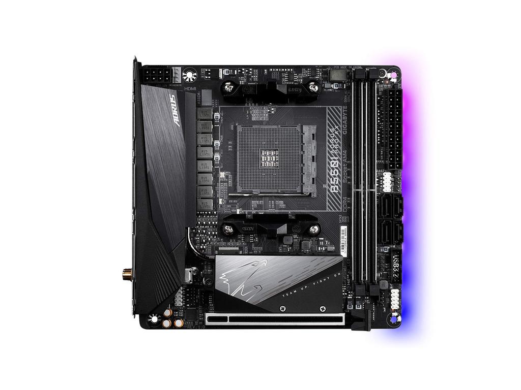 Материнская плата GIGABYTE B550I AORUS PRO AX MiniITX AMD B550 MB4998 Rev.1.x [С чипсетом]