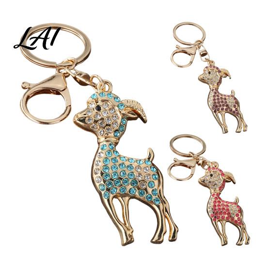 Lightweight Key Ring Rhinestone Sheep Keychain for Backpack Sparkly Goat Car Ring Zinc Alloy Chain Decorative Lamb Pendant Backpacks and Handbags