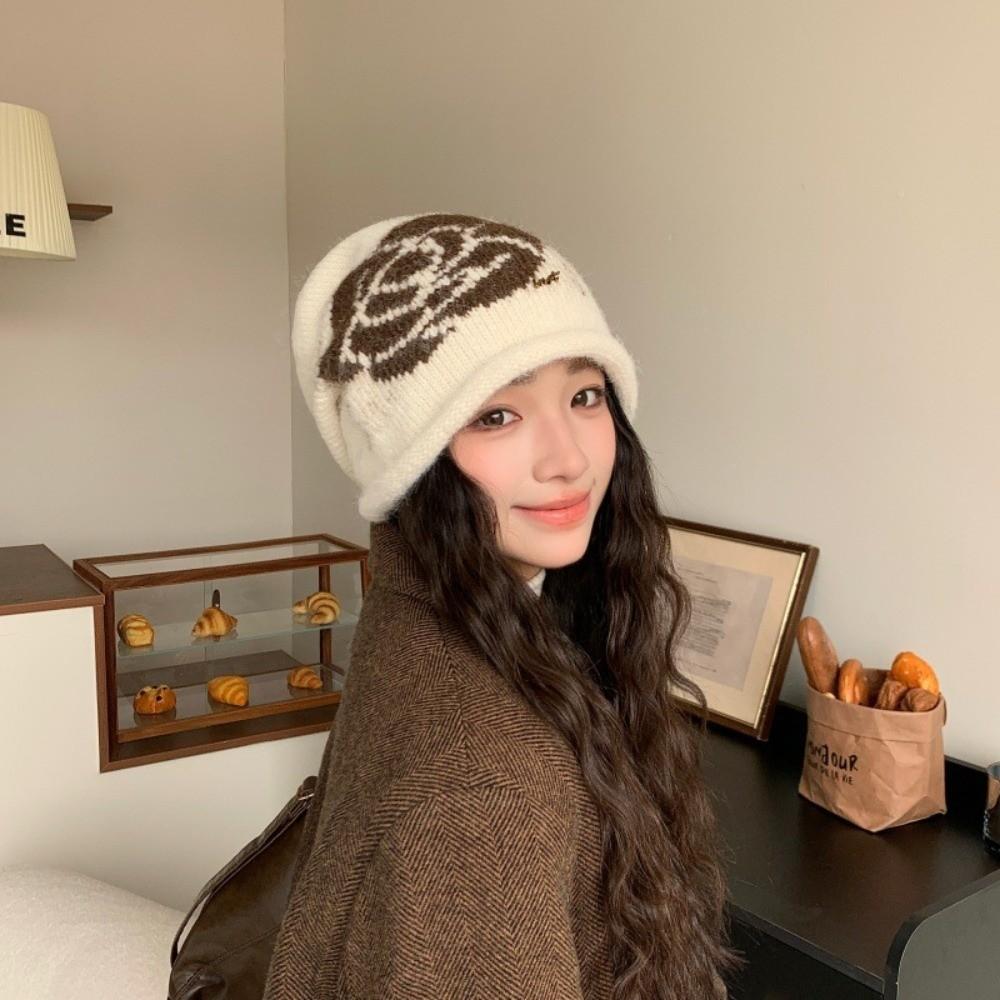 Face Slimming Slouchy Floral Beanie Hat Stretch Fit Women Thick Beanie Hat For Women
