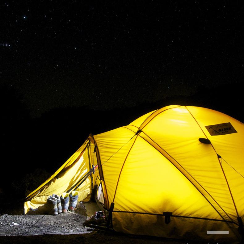 New outdoor camping light Type-C emergency light multifunctional tent solar rechargeable LED strong light camping light